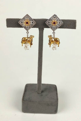gold cow earrings - Johny Silver