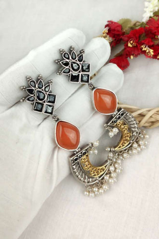 cresent moon earrings - Johny Silver