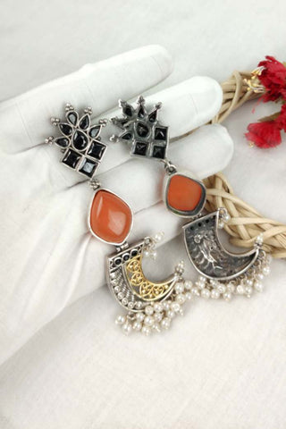 cresent moon earrings - Johny Silver