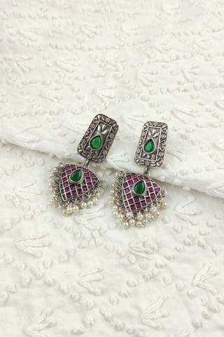 triangle shape earrings - Johny Silver