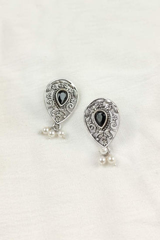 pear shape stud earrings - Johny Silver