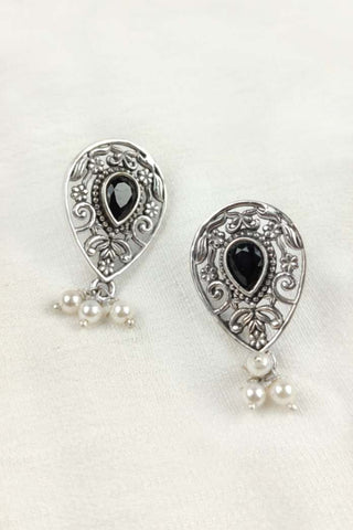 pear shape stud earrings - Johny Silver