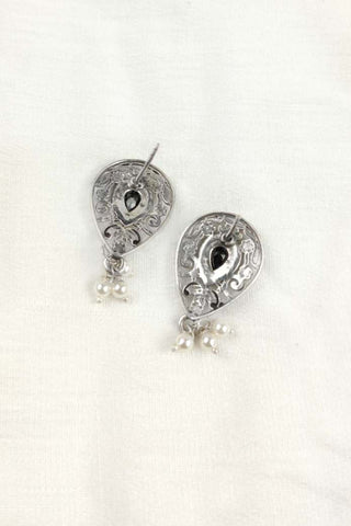 pear shape stud earrings - Johny Silver