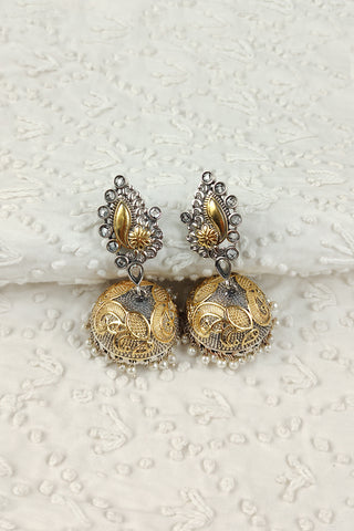HERE’S WHY THE JHUMKAS EARRINGS WILL ALWAYS STAY IN STYLE! - Johny Silver