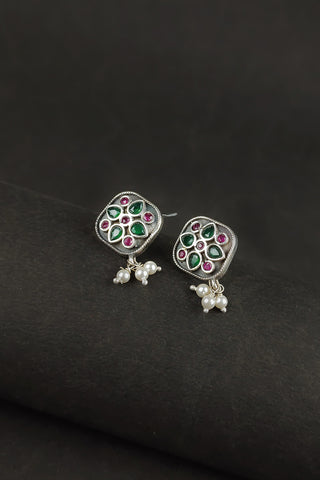 unique silver stud earrings