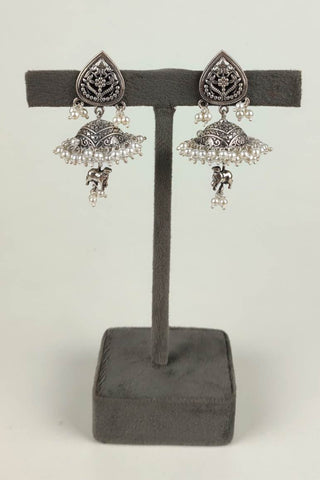 small silver jhumka earrings