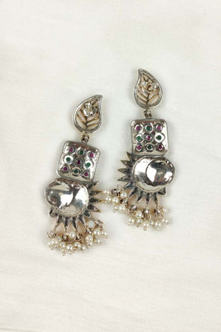 gold leaf style earrings - Johny Silver