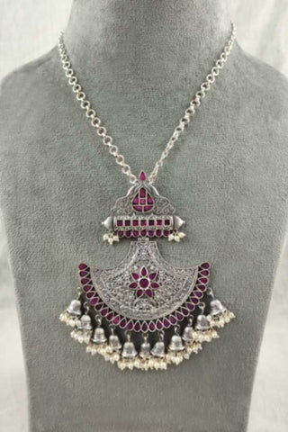bollywood actress necklace